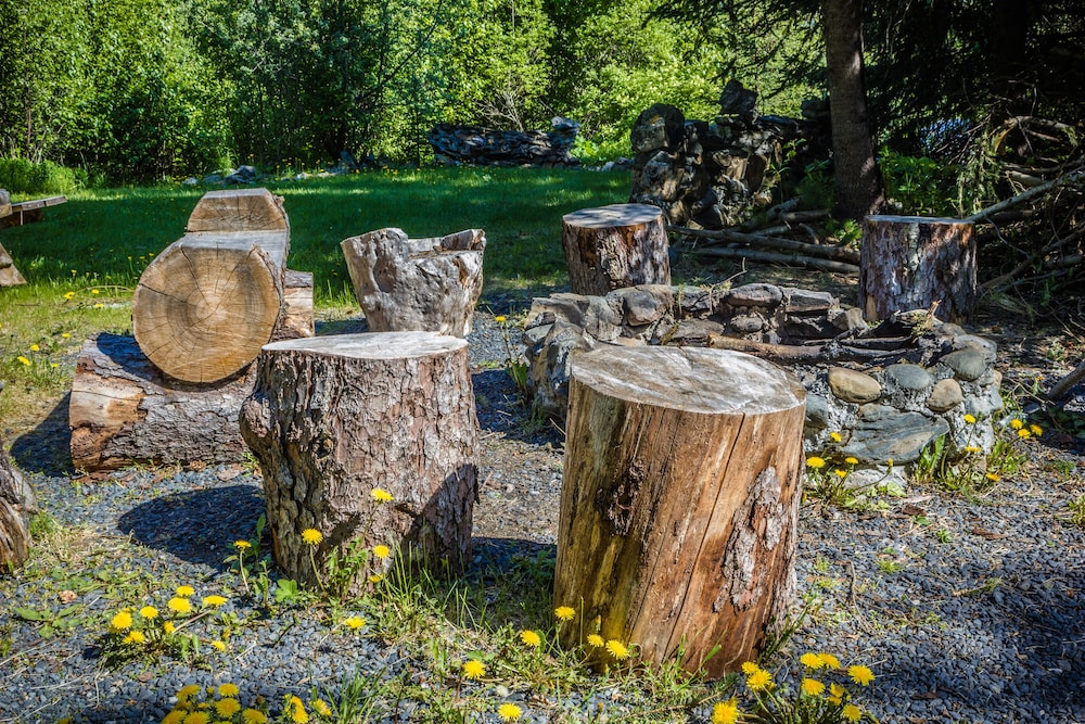 Midnight Sun Log Cabins - photo 93