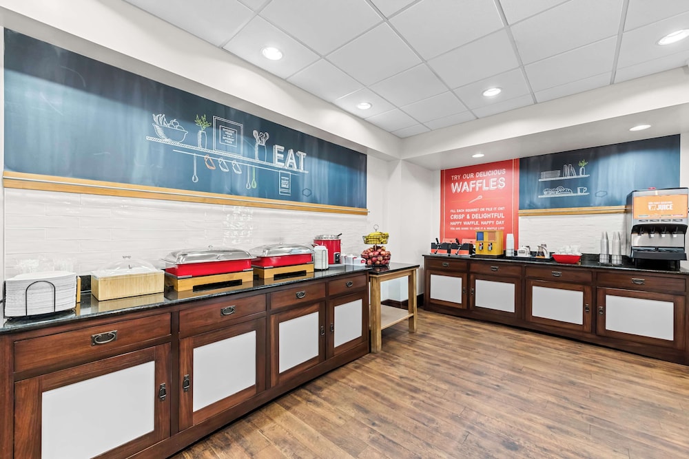 Hampton Inn Chattanooga North Ooltewah - photo 39