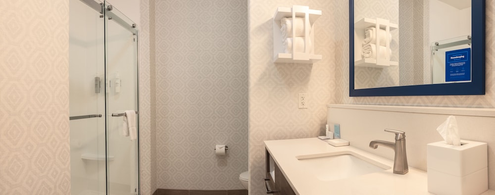 Hampton Inn & Suites Boerne - photo 36