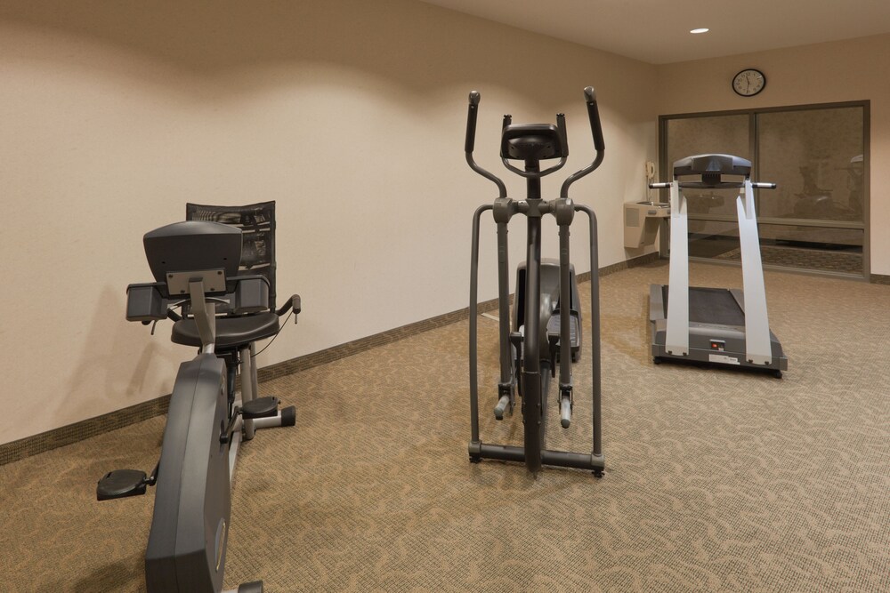 Holiday Inn Express & Suites Montpelier by IHG - photo 42