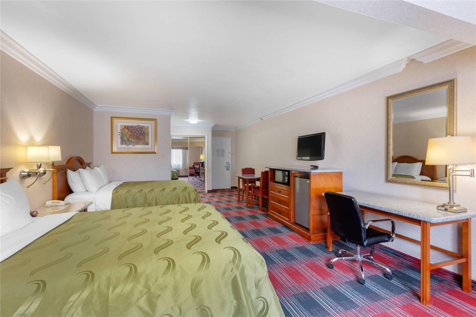 Quality Inn & Suites Oceanside near Camp Pendleton - photo 6