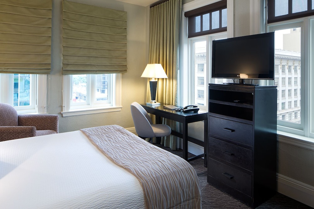 The Sofia Hotel - photo 13
