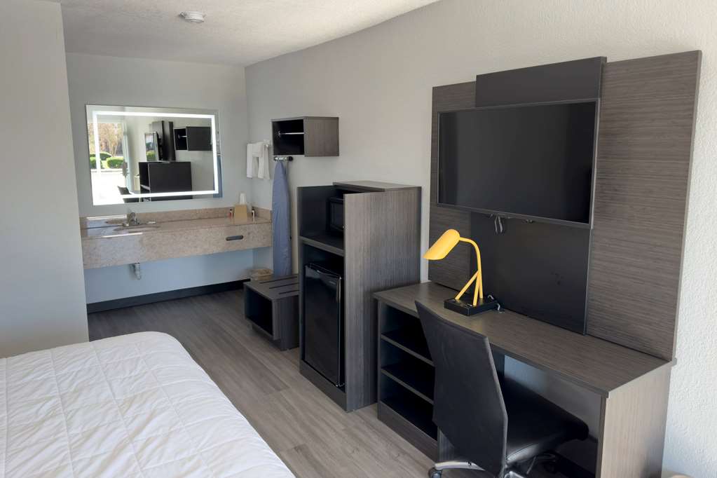 Baymont by Wyndham Rock Hill - photo 12
