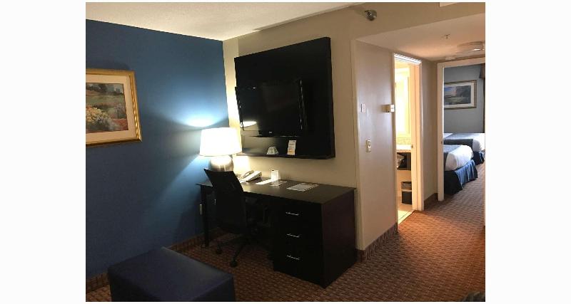 Best Western Plus Cary Inn NC State - photo 39