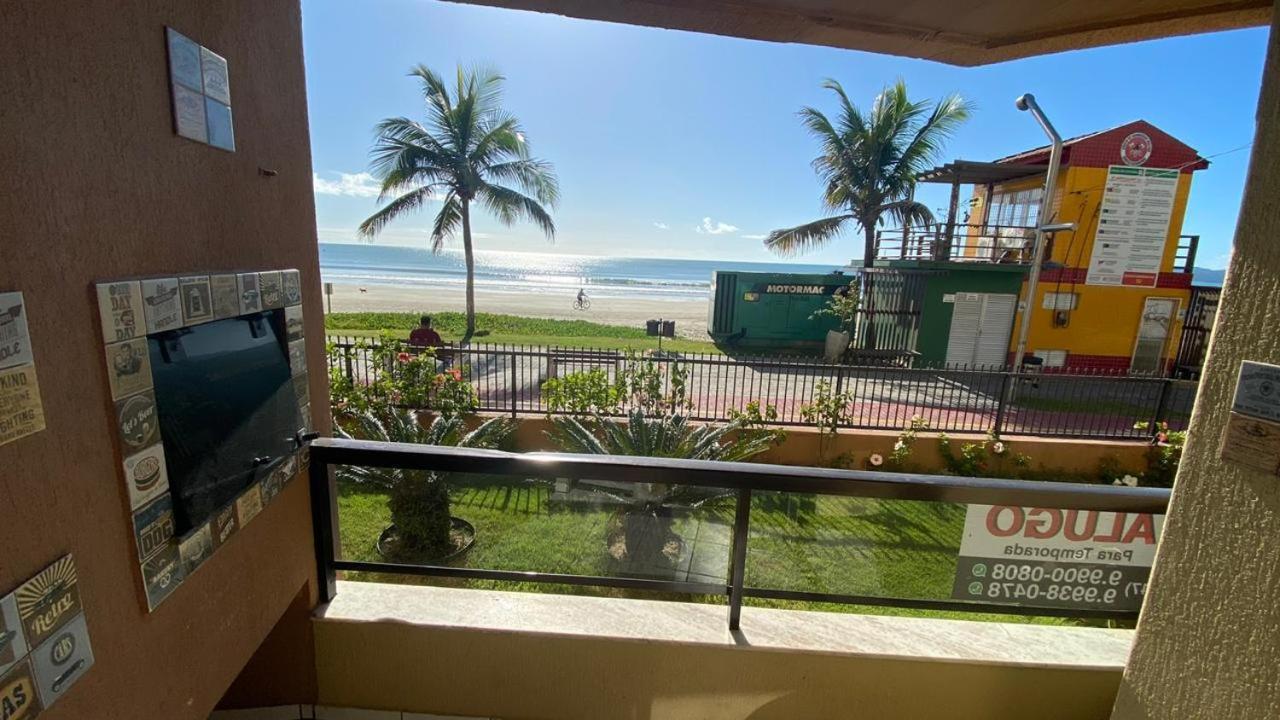 Frente Mar Apartamento 3q Em Itapema Meia Praia Suite E 2bwc Ar Condicionado Smart Tv Garagem E Churrasqueira Na Sacada