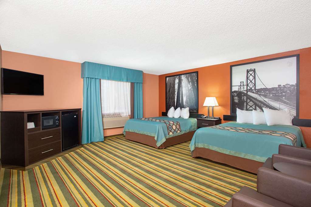 Super 8 by Wyndham Chico - photo 11