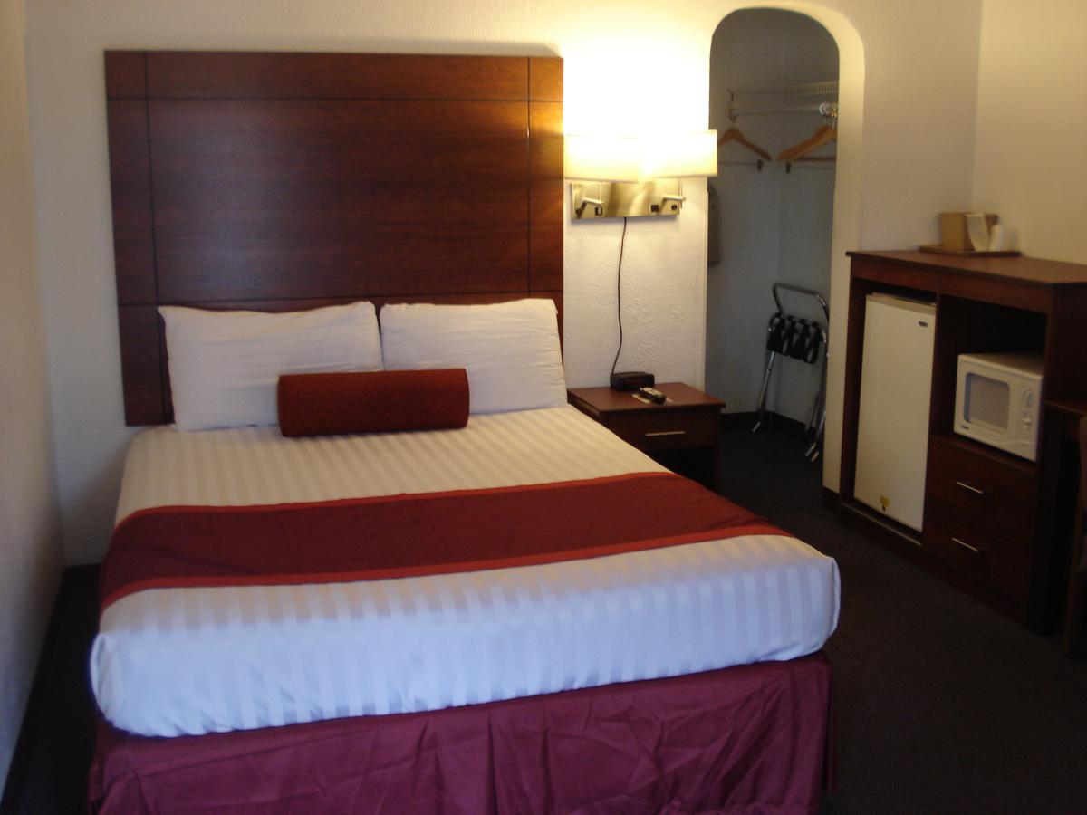 Hills Inn - photo 43