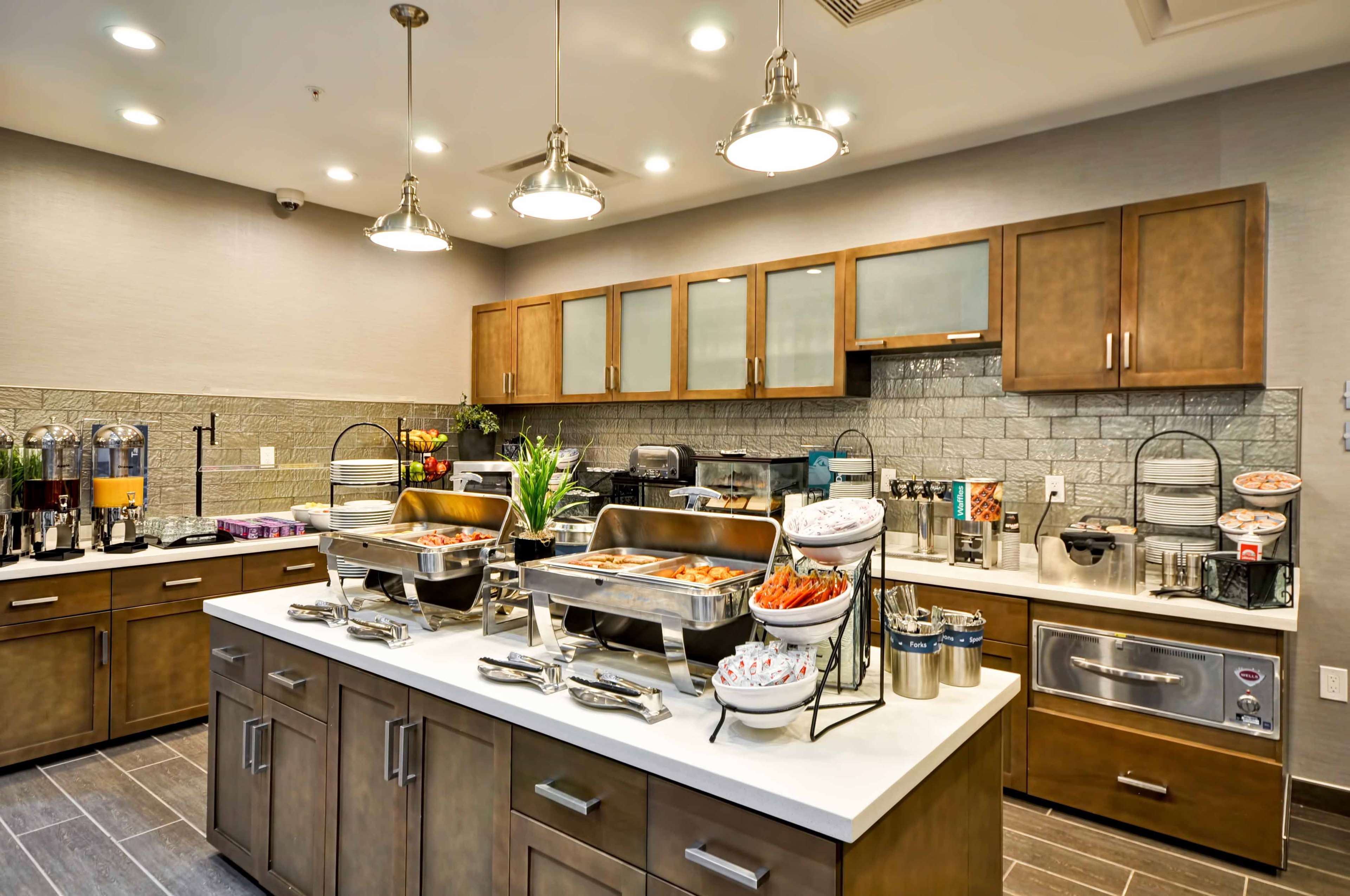 Homewood Suites by Hilton Cincinnati West Chester - photo 16