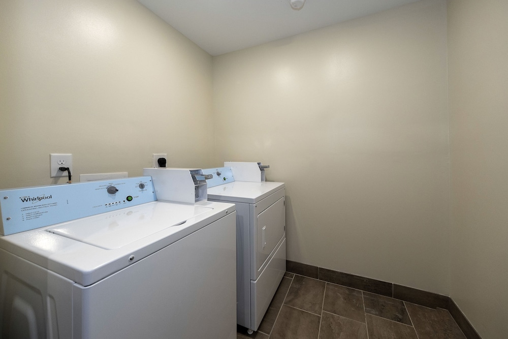 Red Roof Inn Lumberton - photo 19