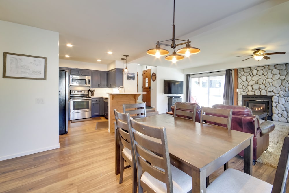 Snowcreek Resort Condo with Deck at Mammoth Mountain - photo 6