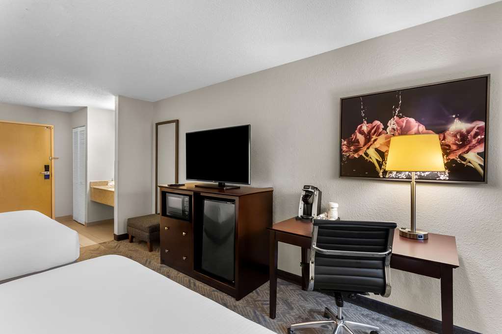 Best Western Oswego Hotel - photo 15