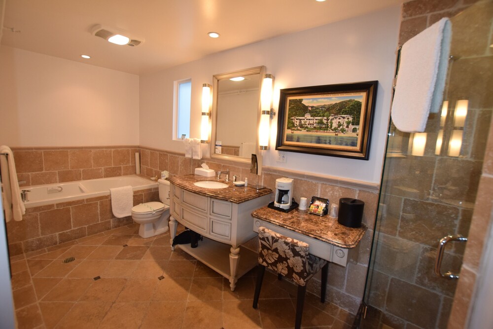 Catalina Courtyard Suites - photo 34