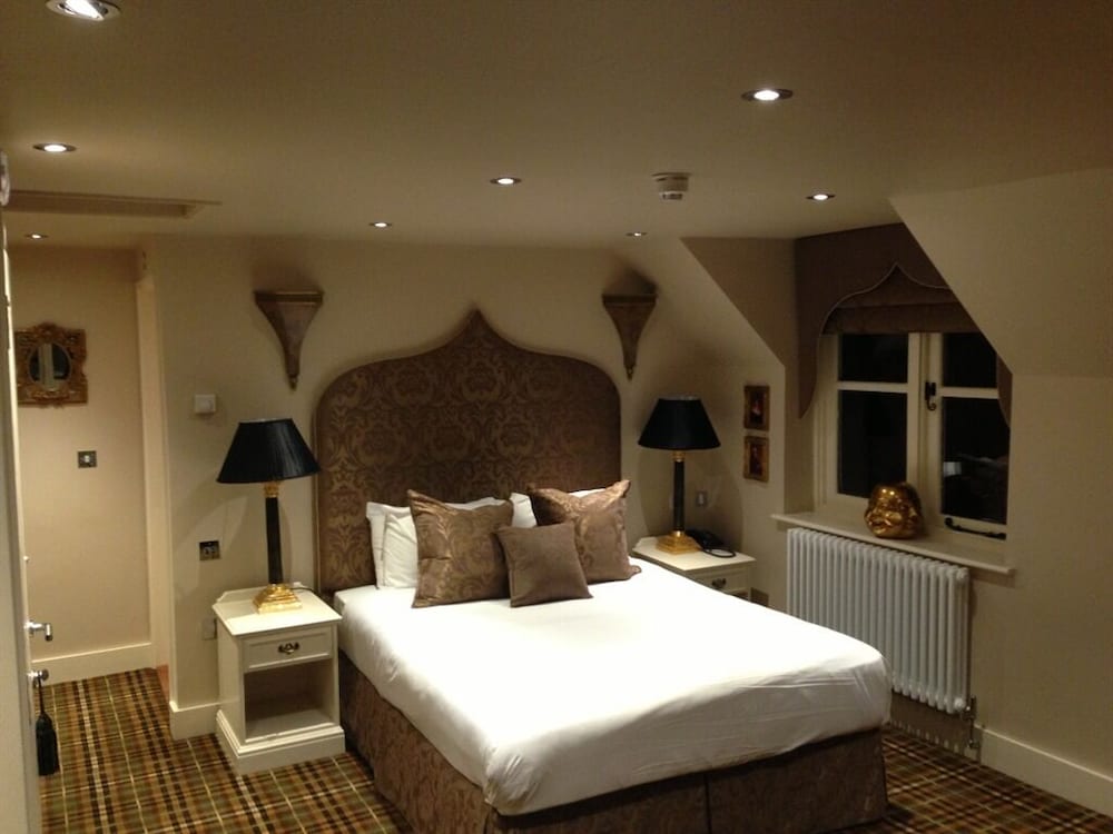 The White Hart Hotel — Halstead — photo 3