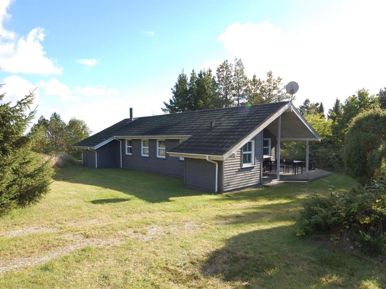 Holiday Home Jaakob 4km from the sea by Interhome — 4-Star Luxury Hotel in Brovst, Denmark