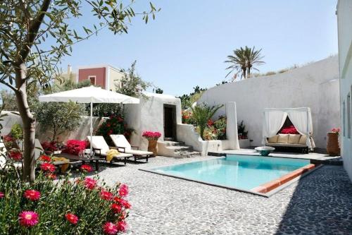 Super Luxury Santorini Villa Mansion Sophia Private Pool Beautiful Terrace 2 BDR Megalocho — 4-Star Luxury Hotel in Megalochori, Greece