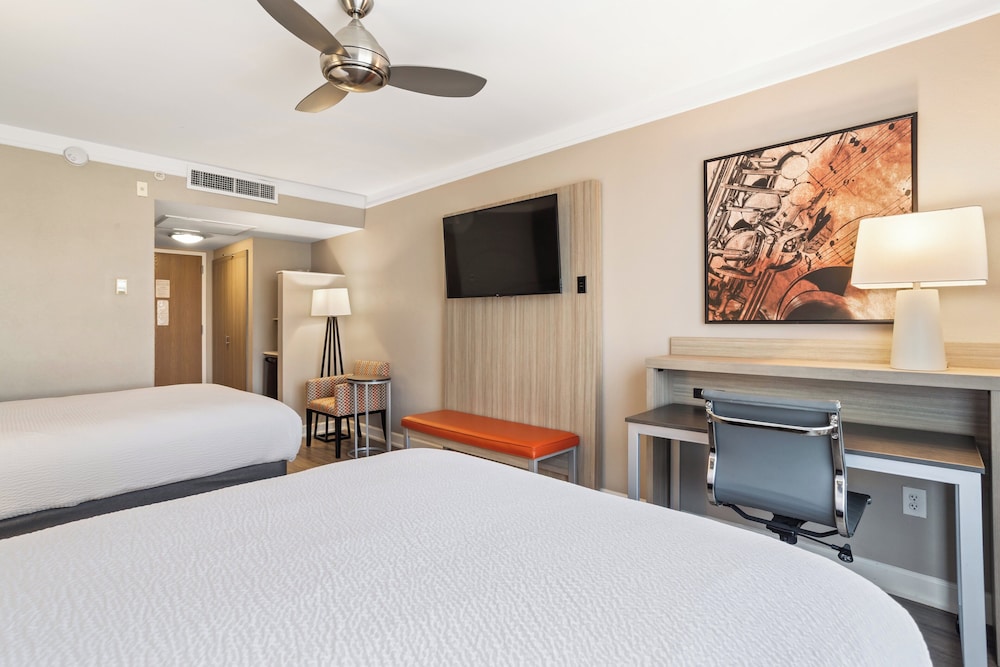 Holiday Inn Baton Rouge College Drive I 10 by IHG - photo 18