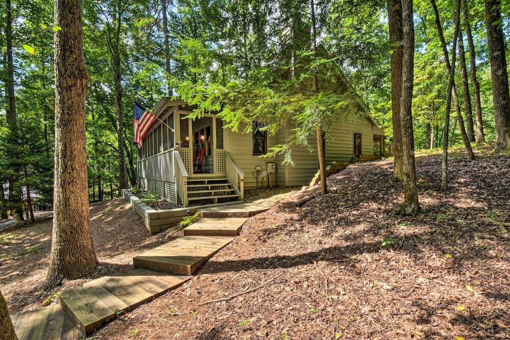 Big Canoe Mountain Resort Cabin w Pool Access - photo 19