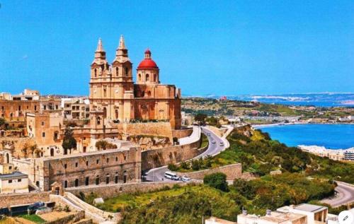 Mellieha Seafront Apartment — 4-Star Luxury Hotel in Mellieha, Malta