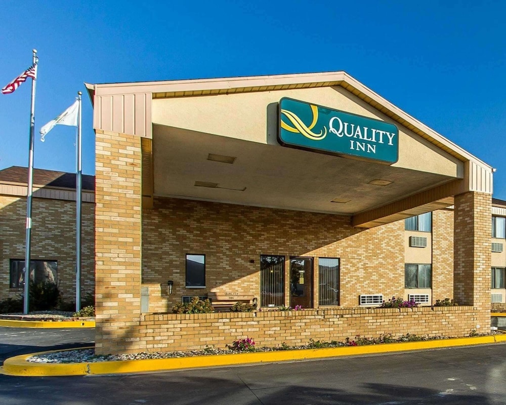 Quality Inn Burlington near Hwy 34 - featured photo