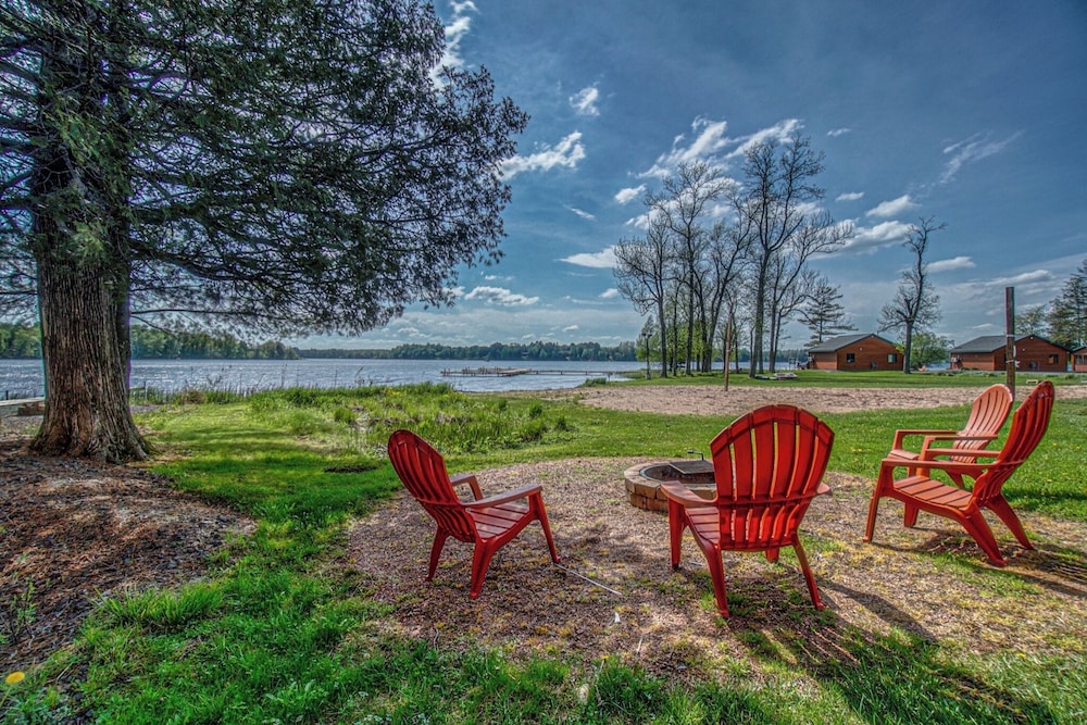 Lena's Northern Pines Resort - photo 100