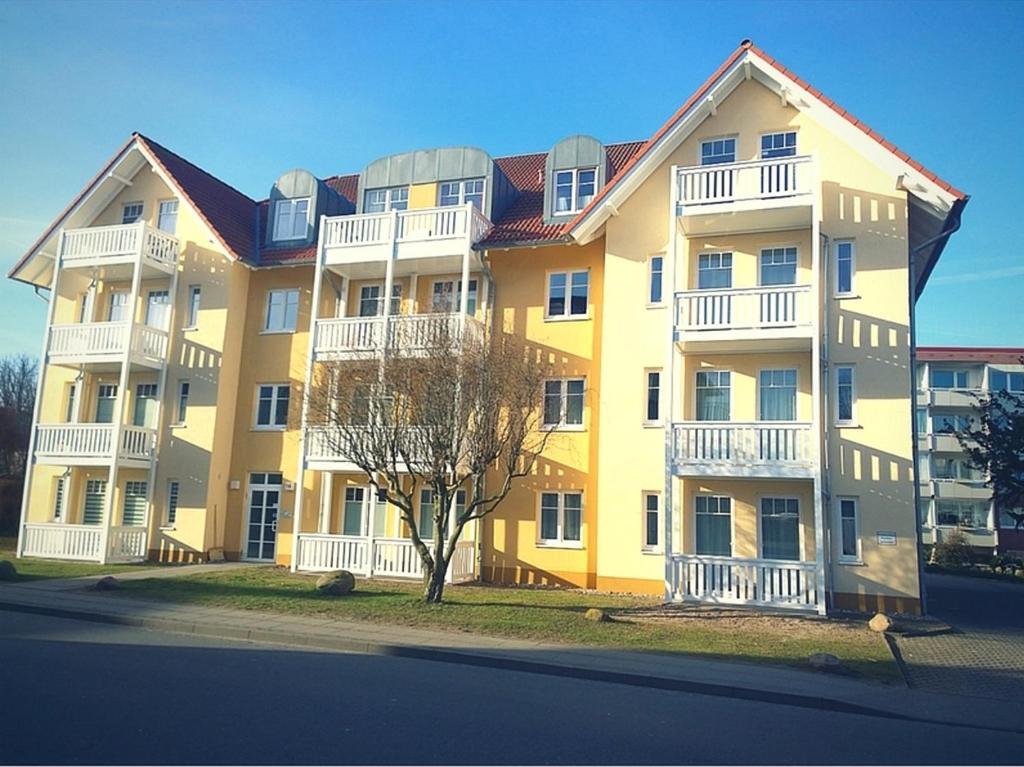 Ferienwohnung Strandhafer nur 300m vom Meer — 4-Star Luxury Hotel in Ostseebad Kuehlungsborn, Germany