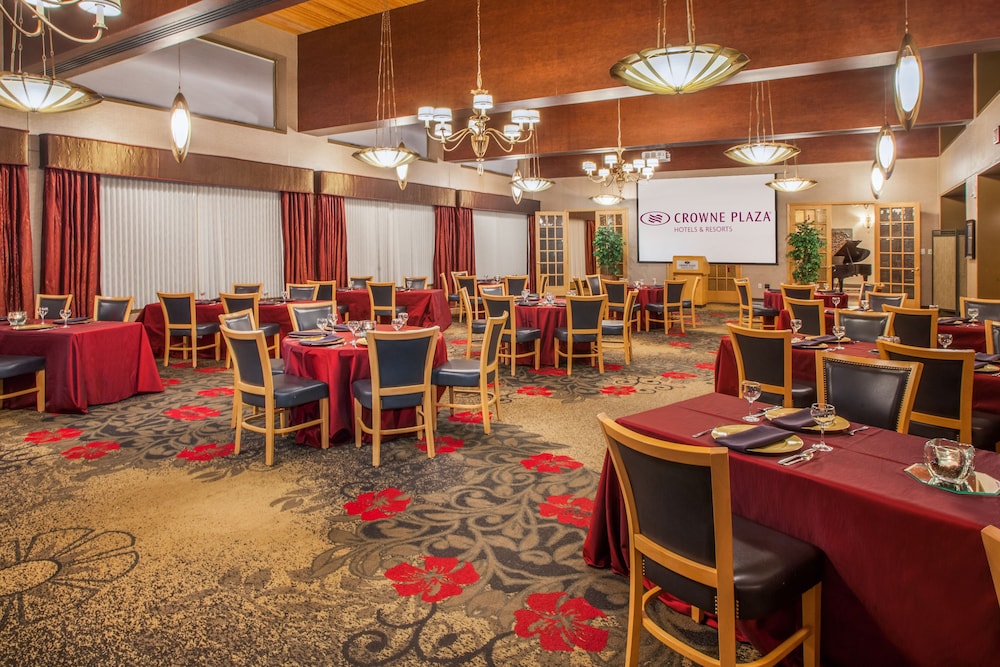 Crowne Plaza Minneapolis West by IHG - photo 62