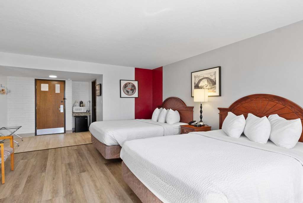 Ramada by Wyndham Richfield UT I 70 - photo 17