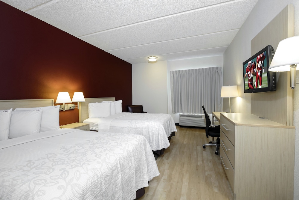 Red Roof Inn PLUS Gainesville - photo 16