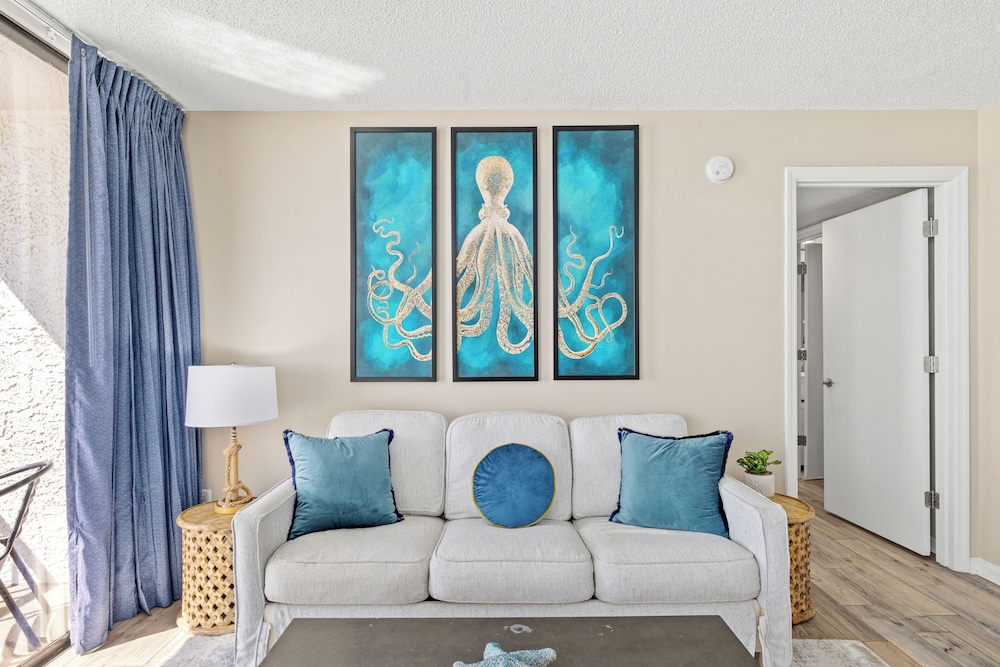 Sandpiper Beacon Beach Resort - photo 296