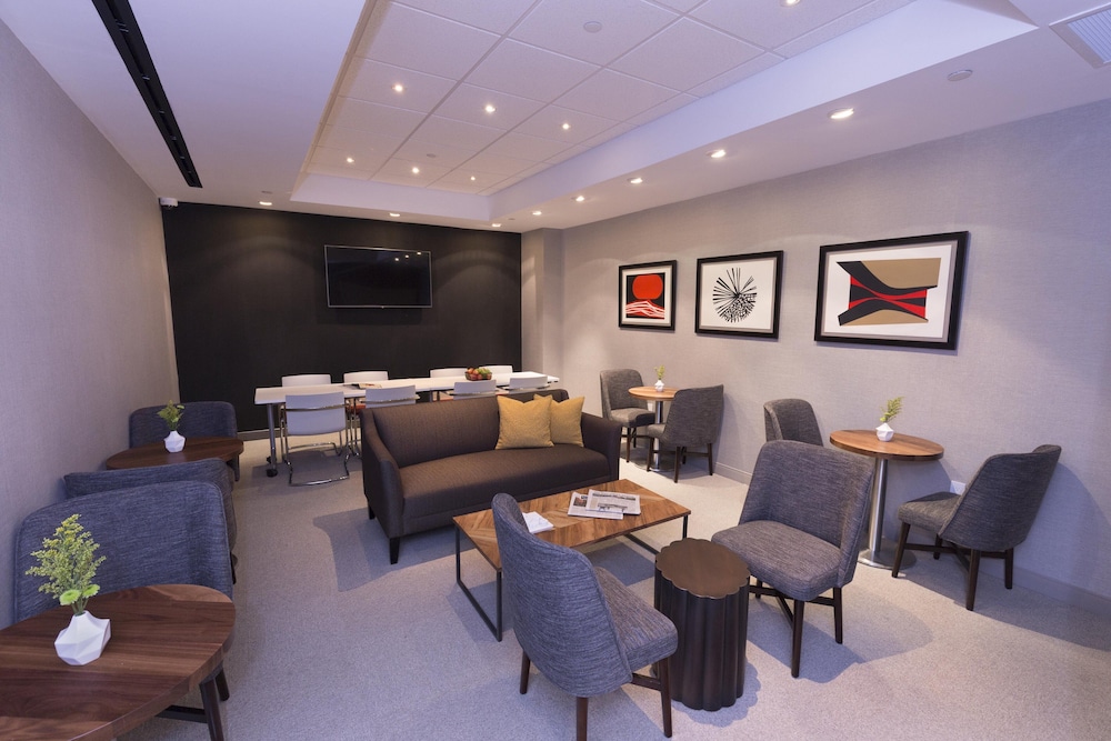 Edge Hotel - photo 14