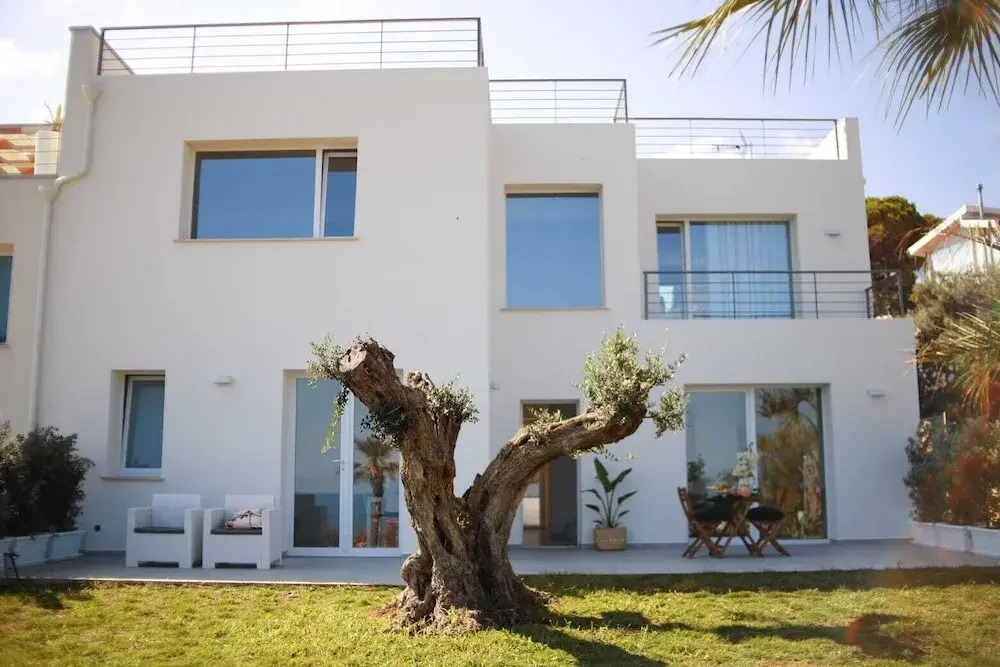 Cocciu d'amuri - carbon neutral hotel in Terrasini