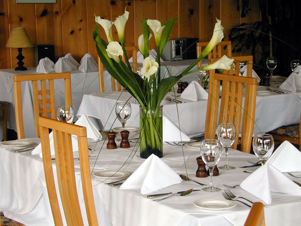 The Stanford Inn By The Sea Eco Resort - photo 60