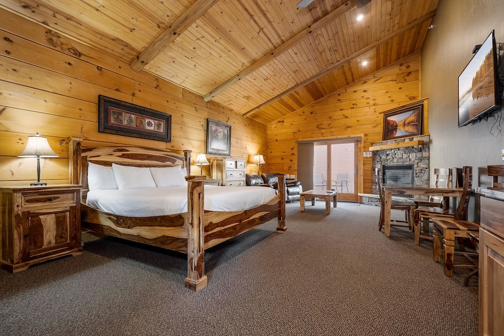 The Lodges at Sunset Village - photo 33