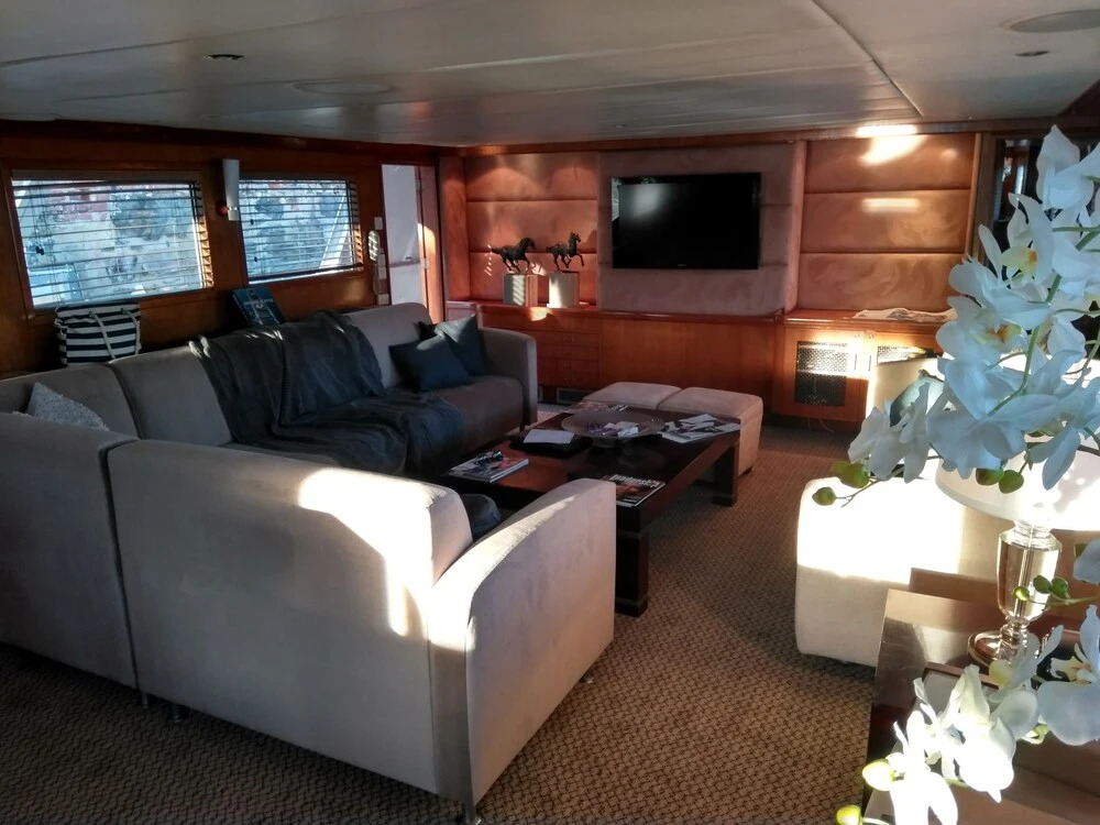 Jackie O Luxury Yacht — hotel in Cape Town