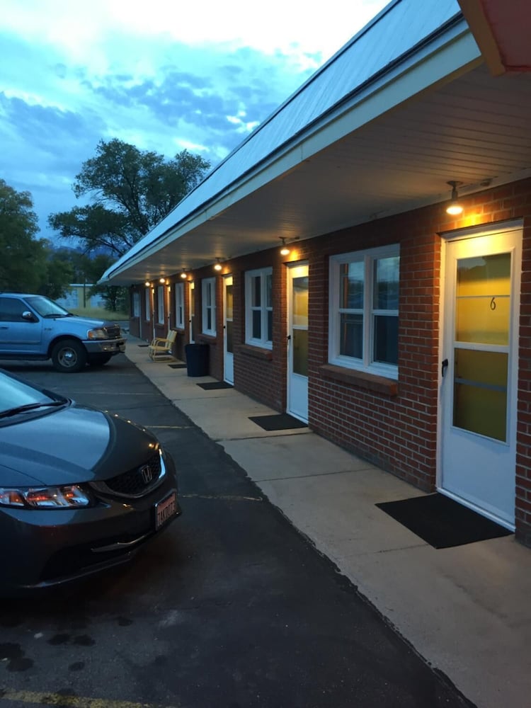 Sharon Motel - photo 14