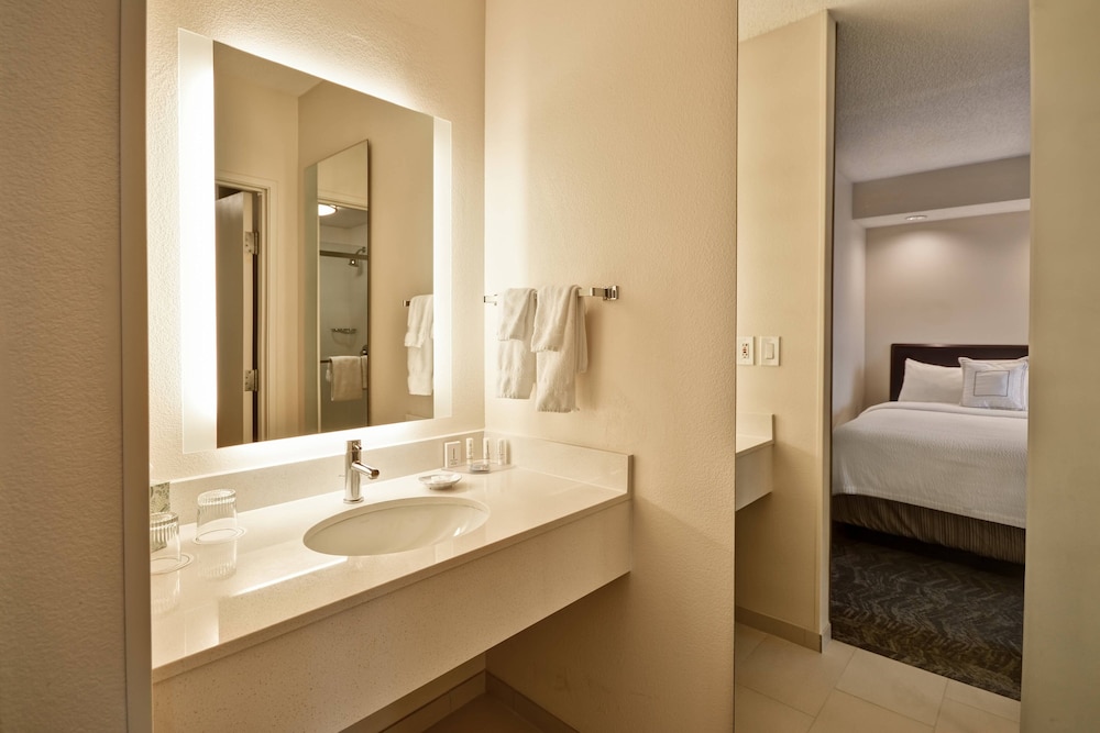 SpringHill Suites Lexington Near the University of Kentucky - photo 13