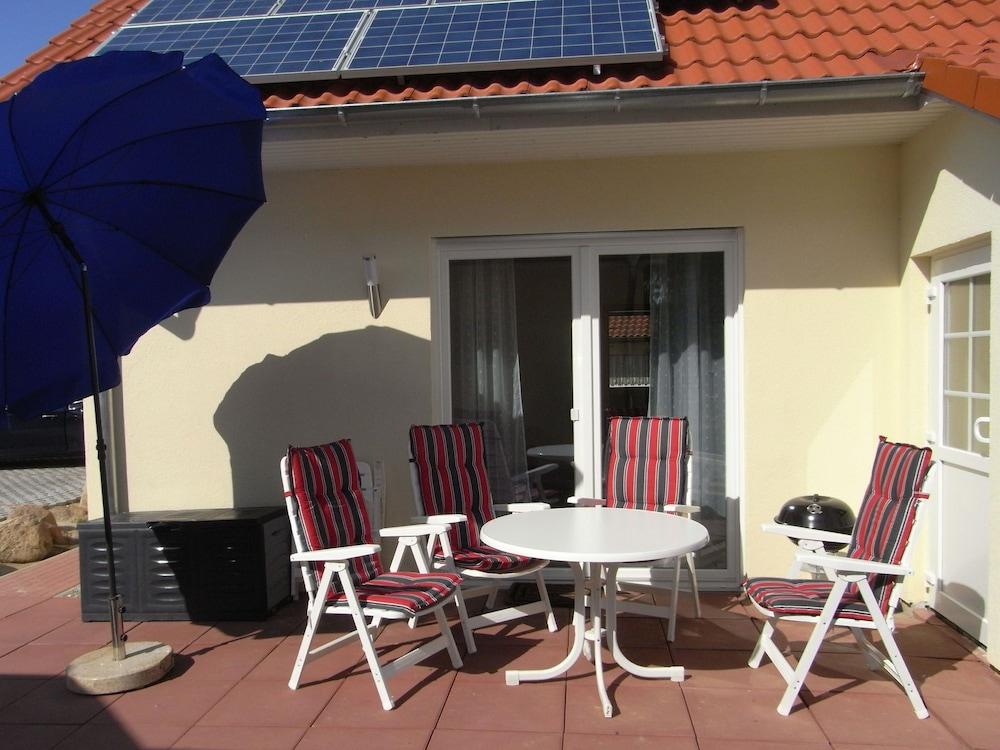 Ferienhaus mit Sauna in Boiensdorf am Salzhaff — 4-Star Luxury Hotel in Blowatz, Germany