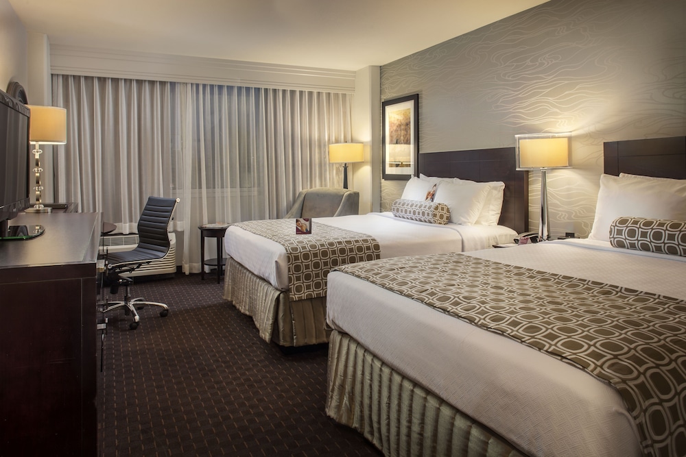 Crowne Plaza Phoenix Airport PHX by IHG - photo 6