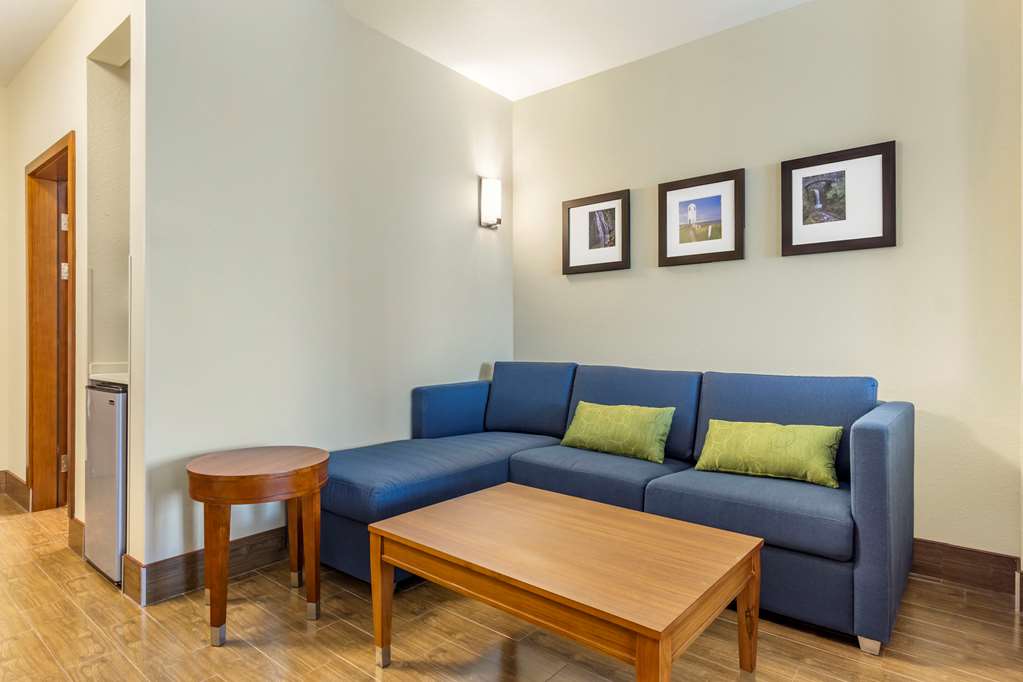Comfort Inn & Suites Lakewood by JBLM - photo 24