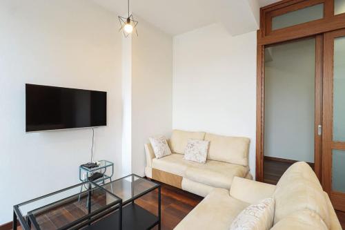 Modern Vake Retreat By Wehost