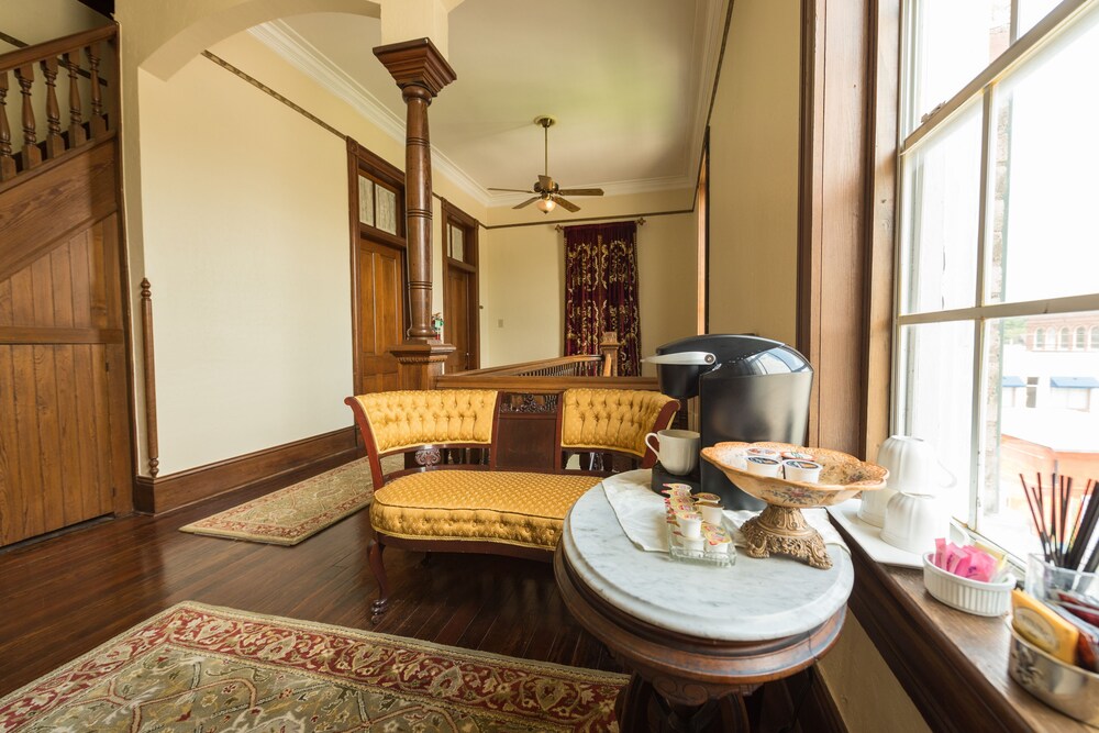 The Olivia Mansion - photo 23