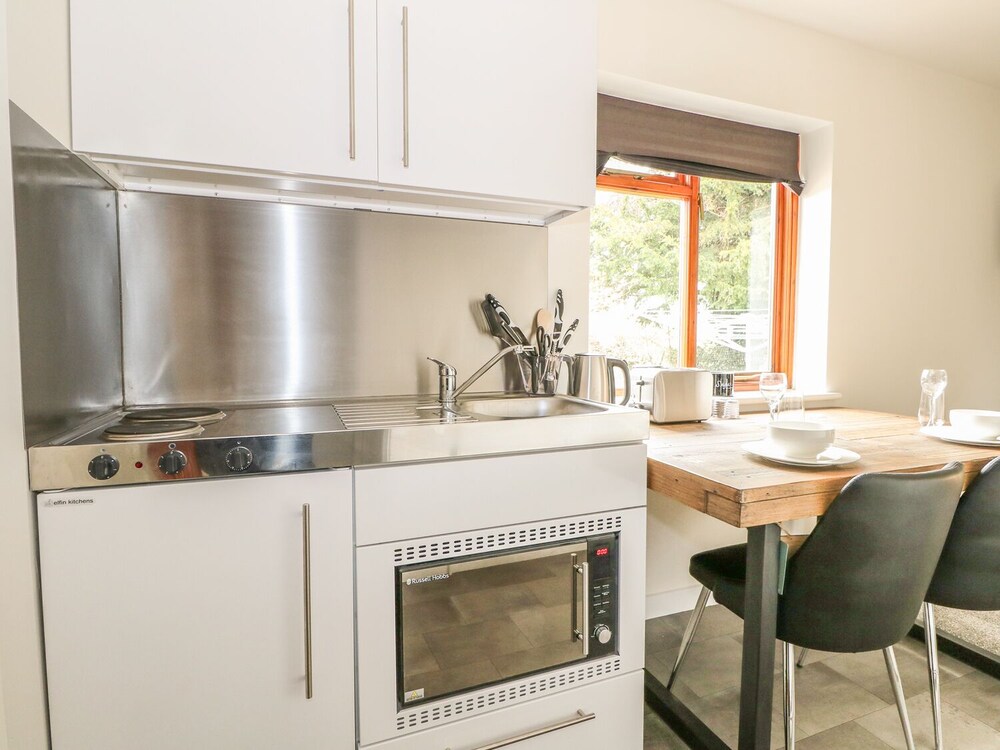 Wolstonbury Getaway — Hassocks — photo 4