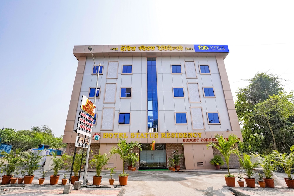 Fabhotel Status Residency in Navi Mumbai, India