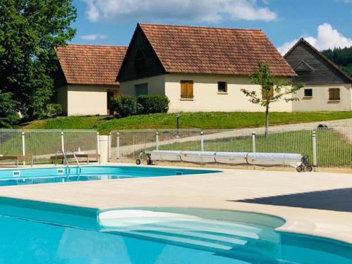 Lac Bleu 25 — hotel in Lacapelle-Marival