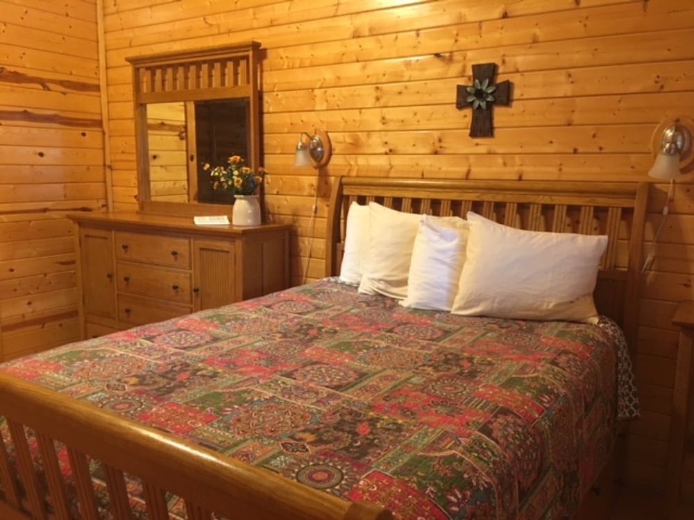 Frio Springs Lodges - photo 12