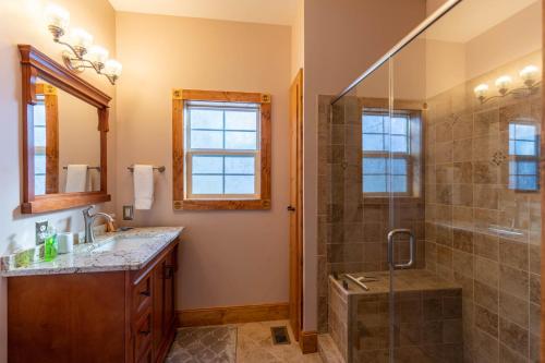 Lazy Bear Inn - photo 10