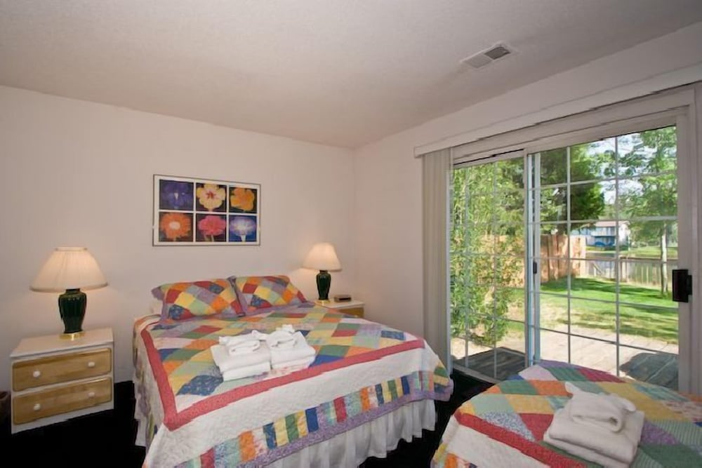 2136 Venice Dr. - photo 4