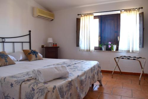 Albergo Ristorante Locanda Rosella — hotel in Giba