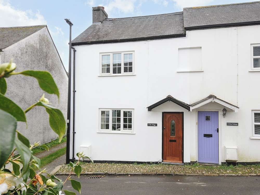 Glebe Cottage — 4-Star Luxury Hotel in Yelverton, United Kingdom