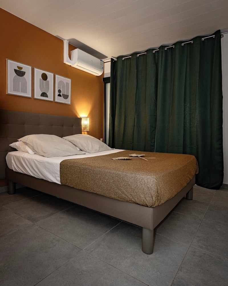 Hauts du Fort Résidence 4 Étoiles — 4-Star Luxury Hotel in Remire, French Guiana